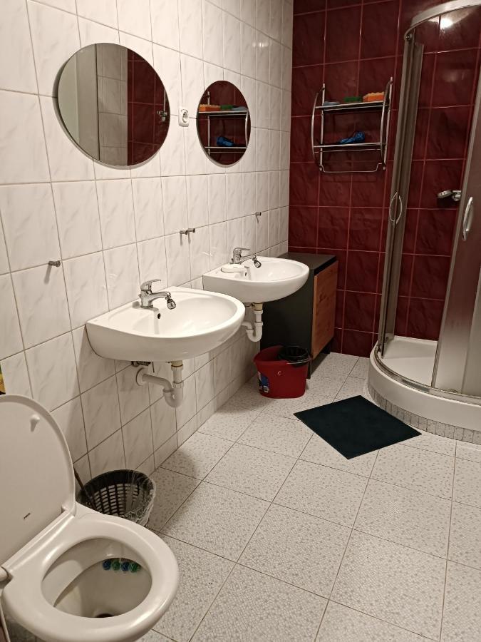 Hostel Sunrise Liwska Warszawa Eksteriør billede