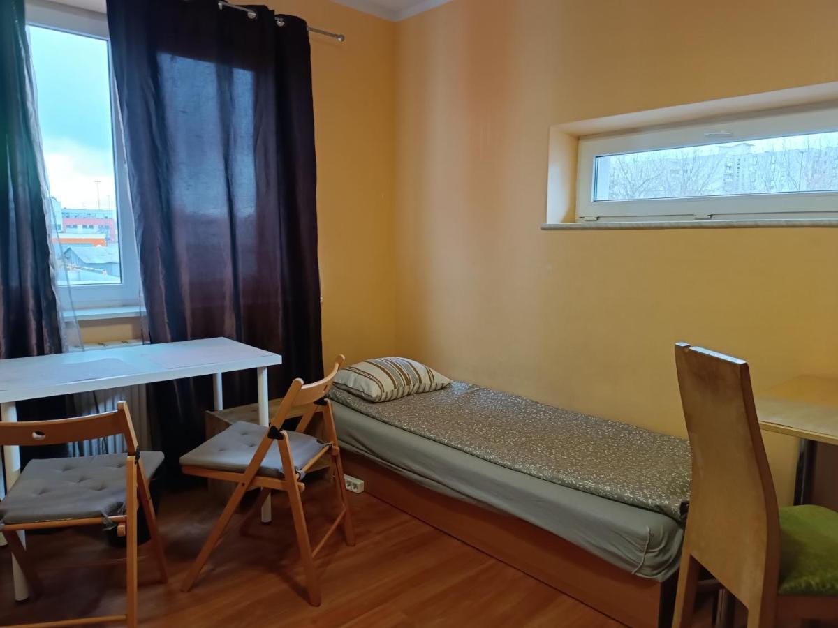 Hostel Sunrise Liwska Warszawa Eksteriør billede